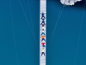 听海说故事